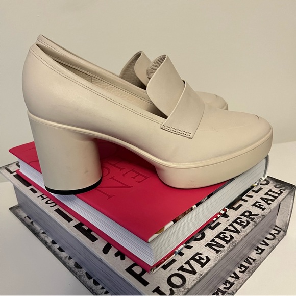 ECCO Women's Sculpted Lx 55 Block-Heeled Loafer cream size euro 39 (us 8-8,5) - Picture 2 of 14